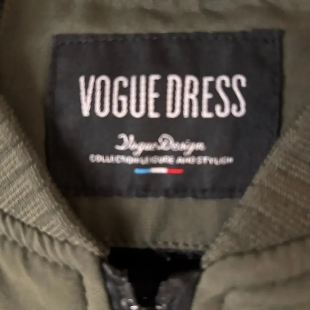 Vogue Dress Olive Green Bomber Jacket Women Sz Small Zip Capsule Wardrobe Staple